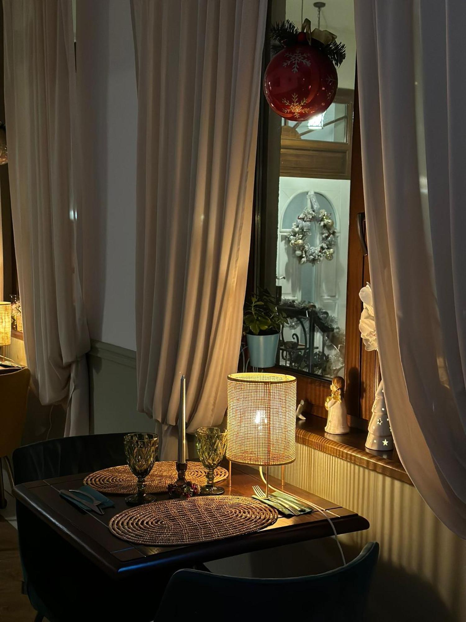 La Fontaine Hotel Hunedoara Buitenkant foto