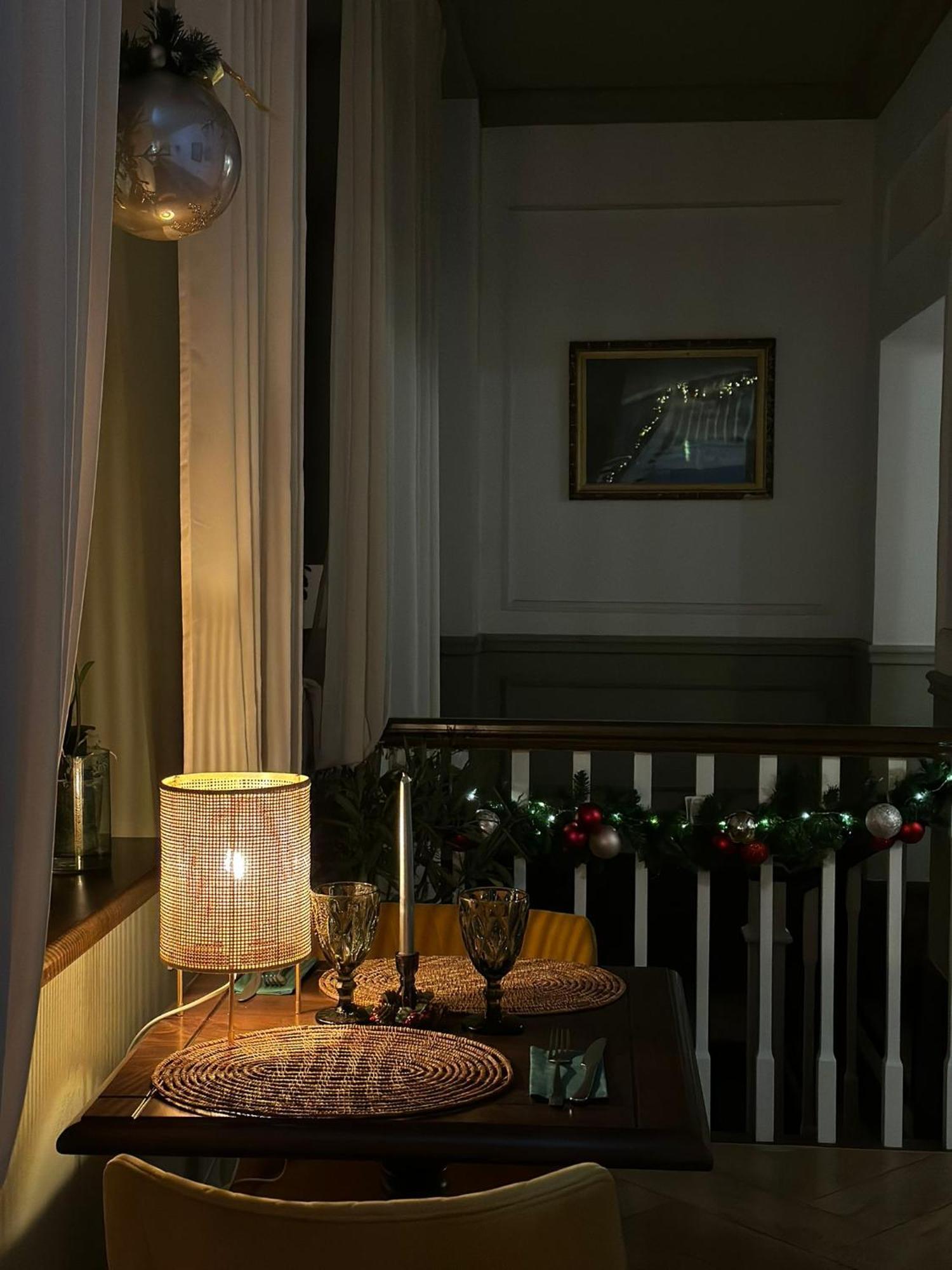 La Fontaine Hotel Hunedoara Buitenkant foto